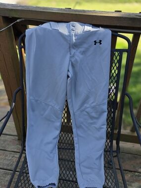 Under Armour Light Gray Athletic Baseball Pants with Logo Waistprint
